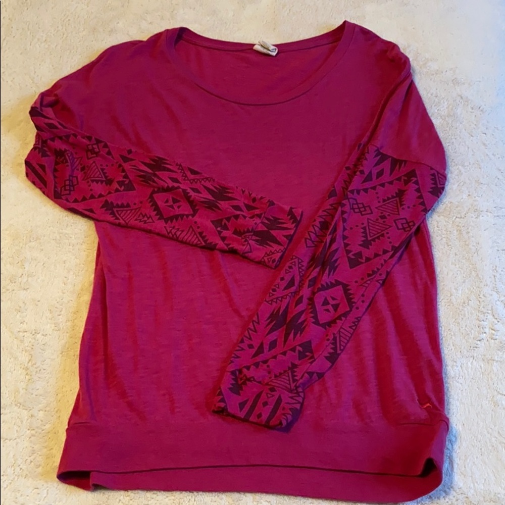 PINK long sleeve tee